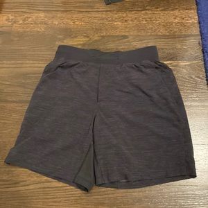 Lulu Lemon 7 inch athletic shorts